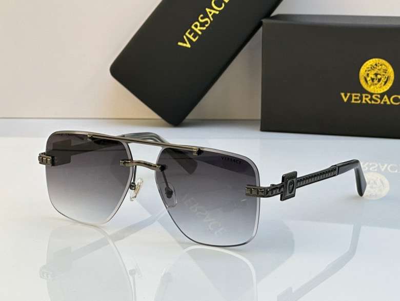 Picture of Versace Sunglasses _SKUfw52367456fw